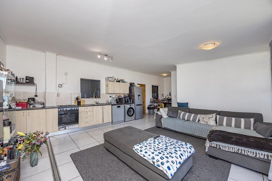 To Let 2 Bedroom Property for Rent in Royal Ascot Western Cape